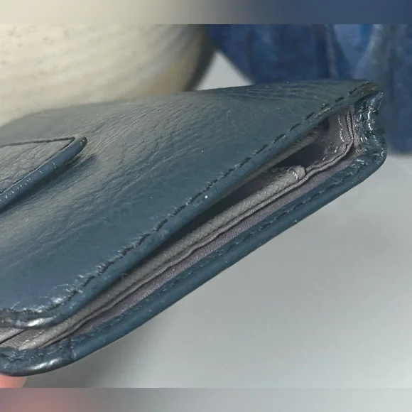Fossil Teal and Dark Blue Wallet Duo - Picture 9 of 15